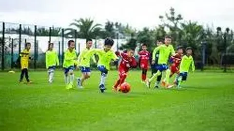 谢依霖透露：杨幂私下热衷分享女儿小糯米生活照